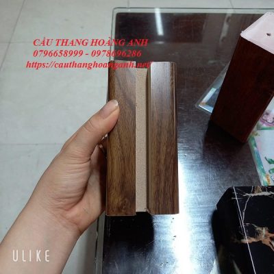 Rãnh soi của tay vinh nhựa hình vuông màu óc chó