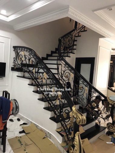 cầu thang sắt nghệ thuật 01