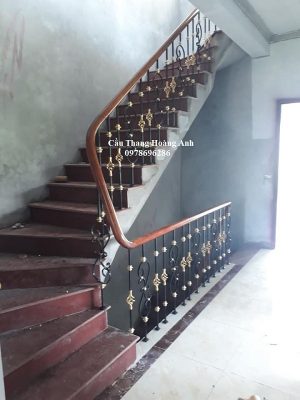 Thi công lắp đặt cầu thang uy tín