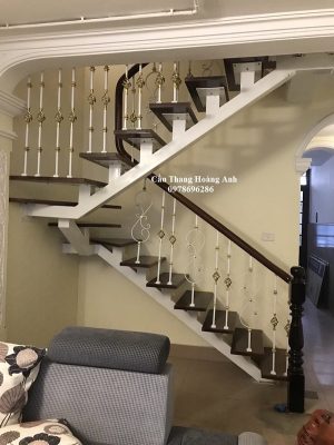cầu thang xương cá tay vịn sắt nghệ thuật