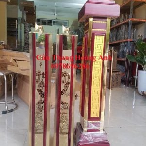 Trụ chính cầu thang kính hiện đại