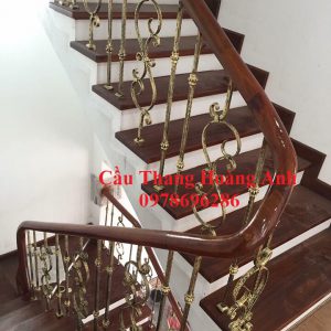 cầu thang sắt nghệ thuật tại gia lâm
