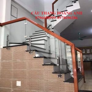 cầu thang kính chân lửng kính cường lực ốp sườn 01