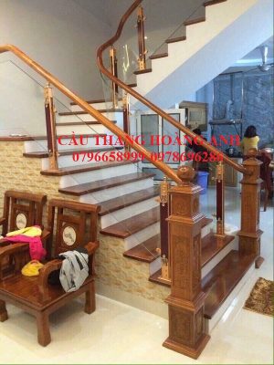 cầu thang kính cường lực 48