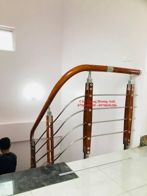 Cầu thang inox tay vịn nhựa thi công tại từ sơn