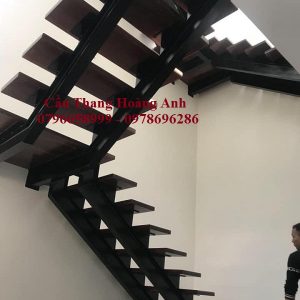 Cầu thang xương cá sử dụng sắt i