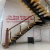 cầu thang xương sắt lan can kính cường lực